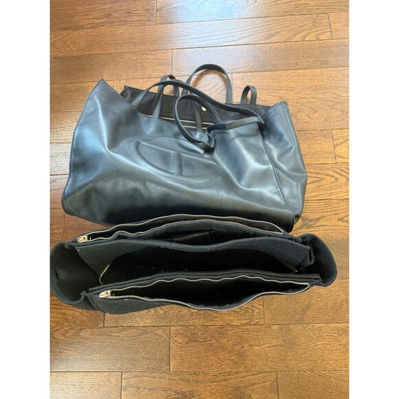 Telfar Large Black Shopper Tote — Iconic & Practical - Picture 5 of 5